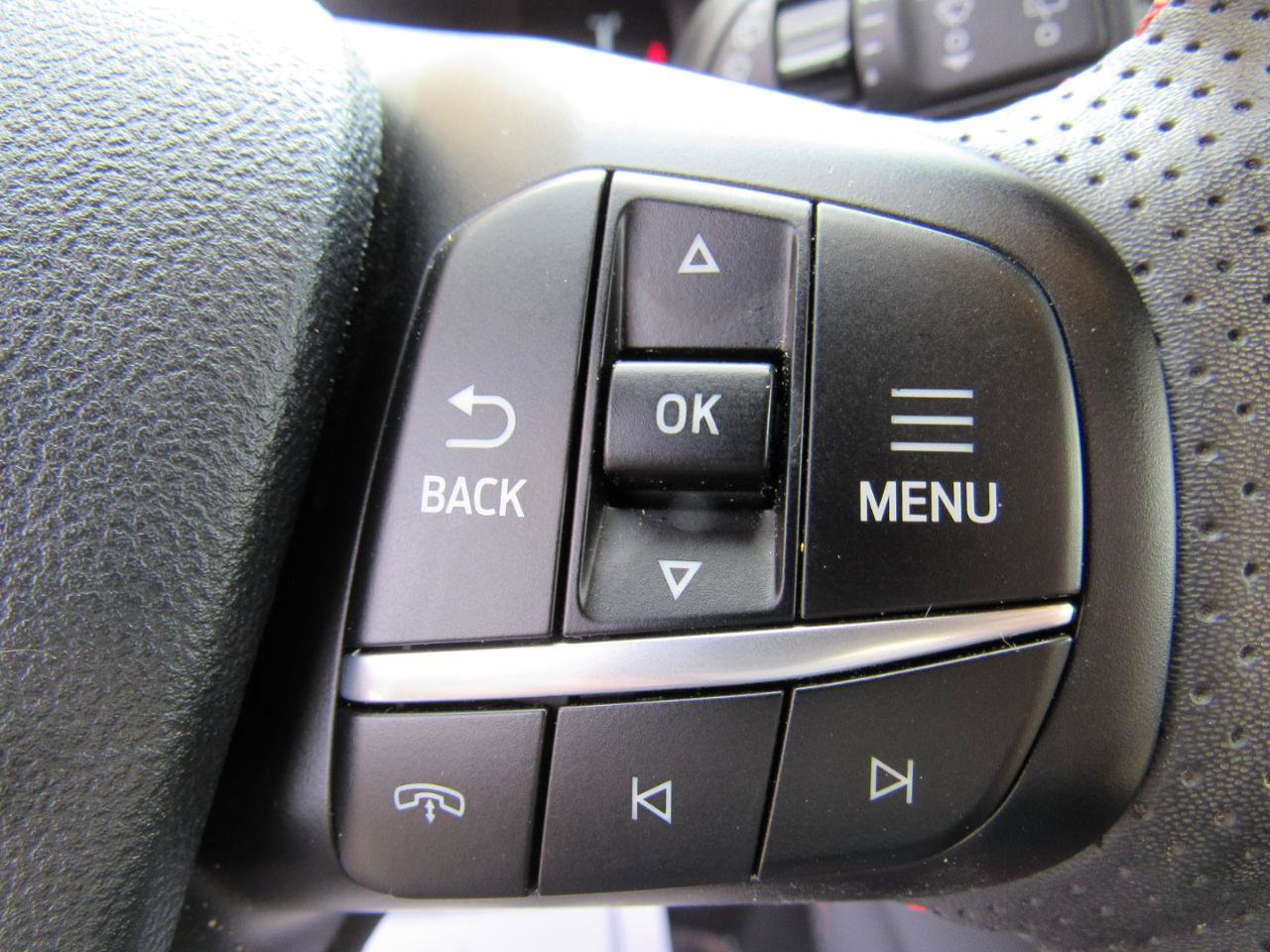 Used 2023 Ford Escape ST-Line w/ Tech Pack #1 AWD/4WD image 14