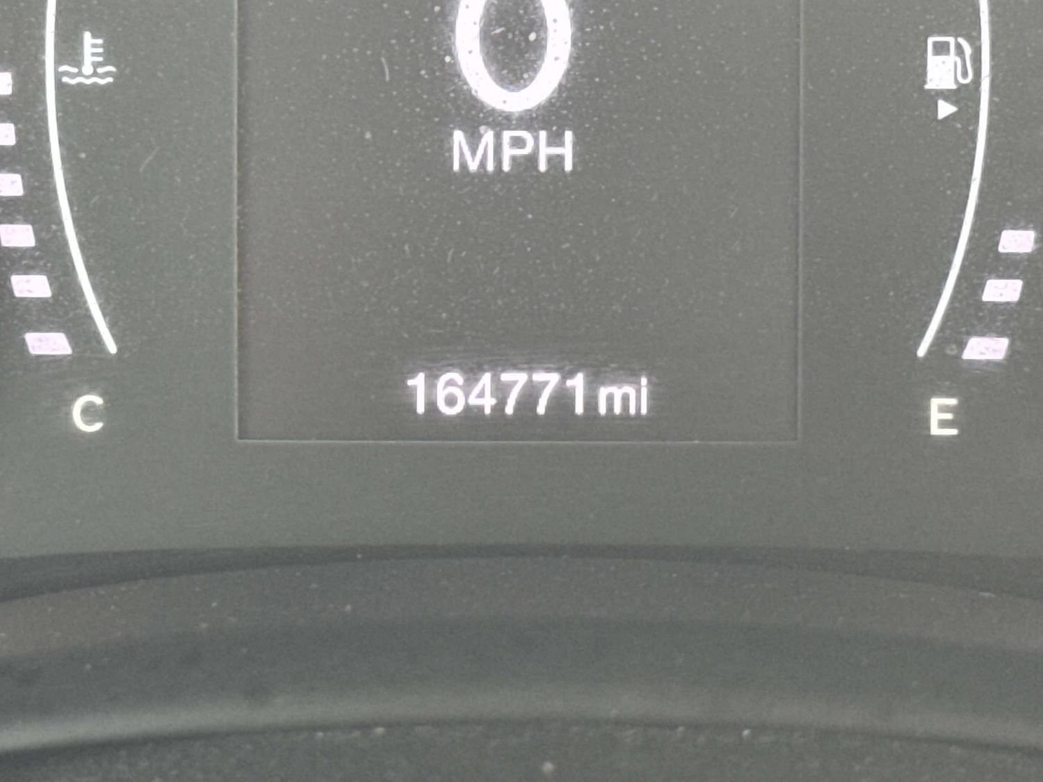 Used 2019 Jeep Renegade Latitude FWD image 36