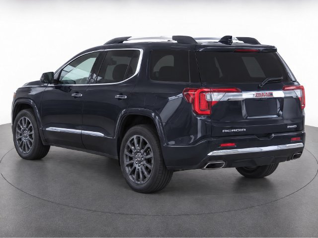 Used 2023 GMC Acadia Denali w/ Black Diamond Edition AWD/4WD image 3