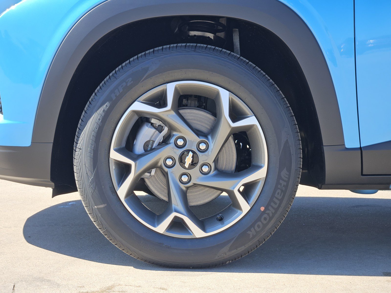 New 2026 Chevrolet Trax LT w/ Driver Confidence Package FWD image 7