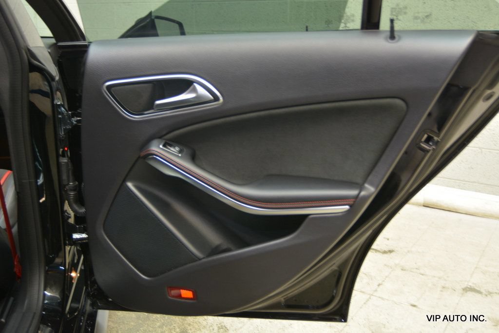 Used 2014 Mercedes-Benz CLA 45 AMG 4MATIC image 10