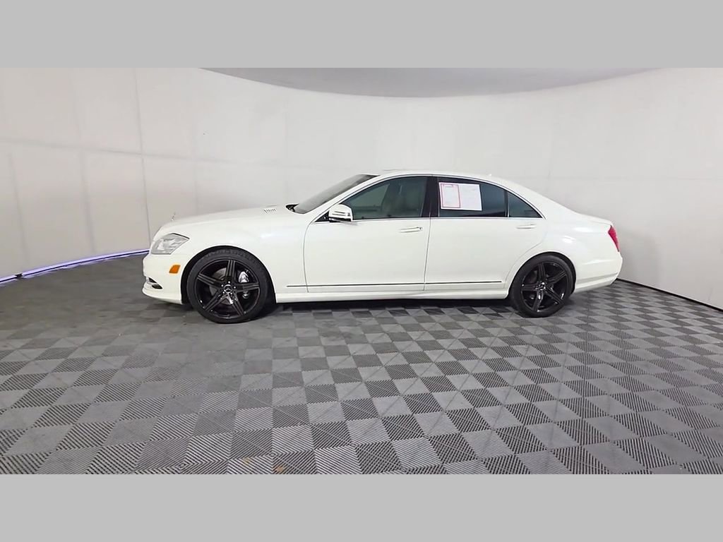 Used 2011 Mercedes-Benz S 550 4MATIC image 47