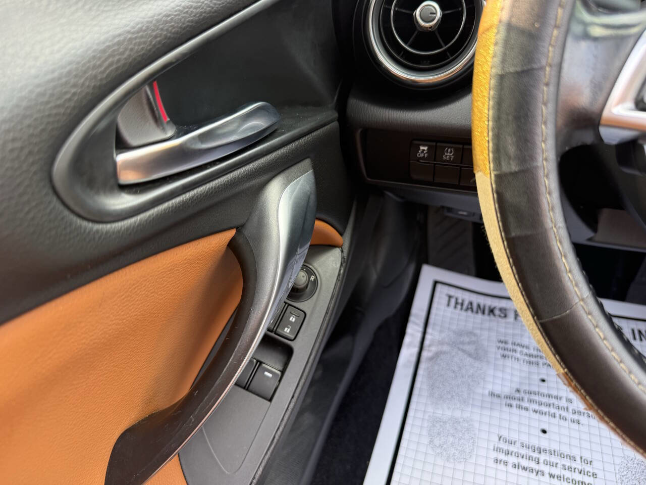 Used 2017 FIAT 124 Spider Lusso RWD image 29