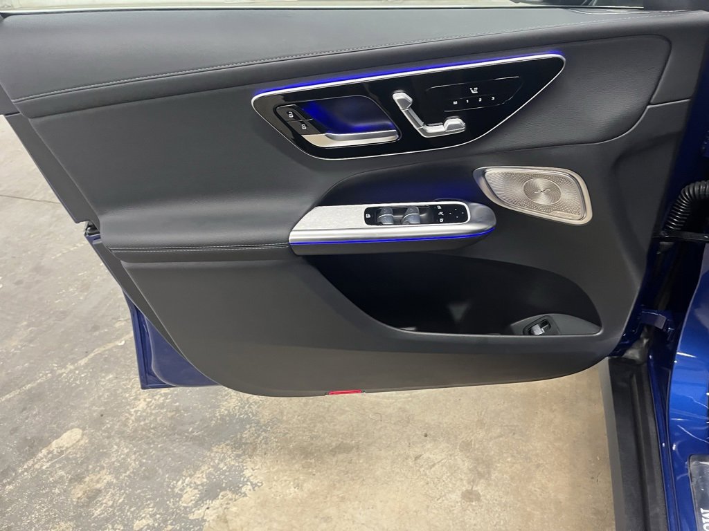 Certified 2025 Mercedes-Benz GLC 350e 4MATIC image 17