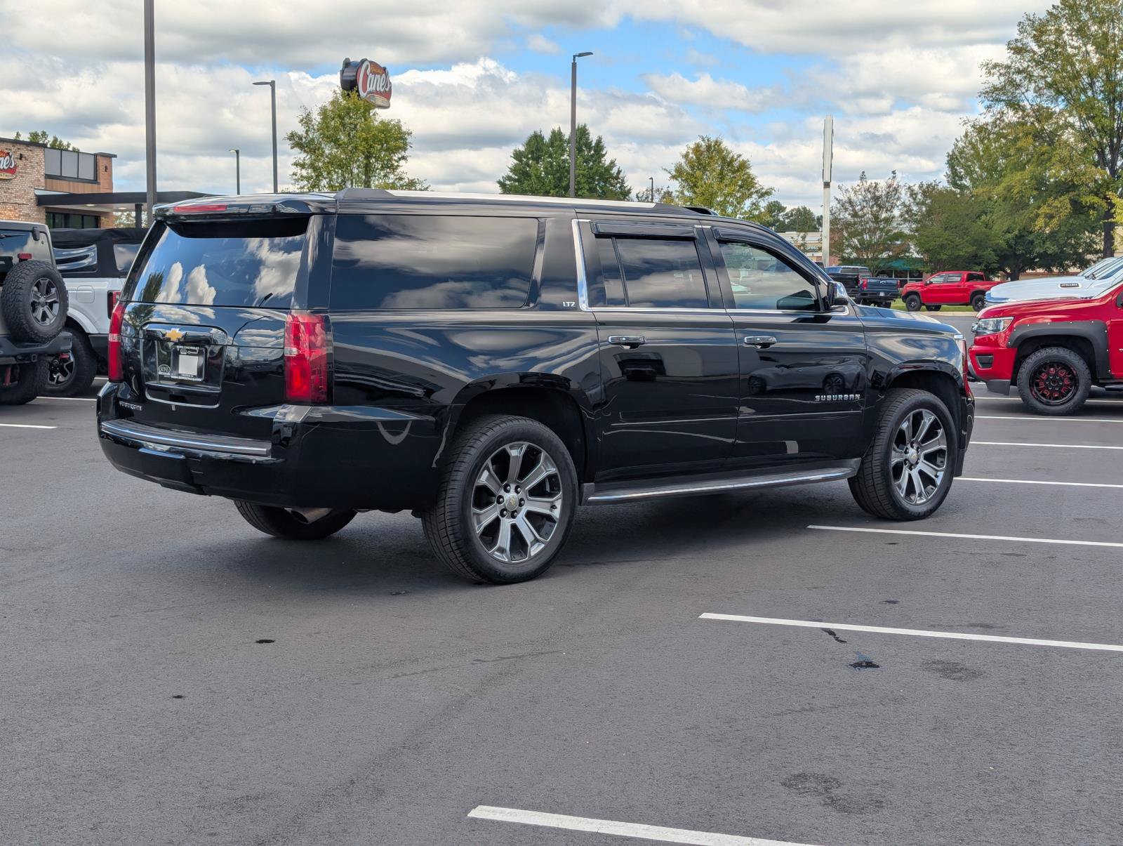 Used 2015 Chevrolet Suburban LTZ AWD/4WD image 6