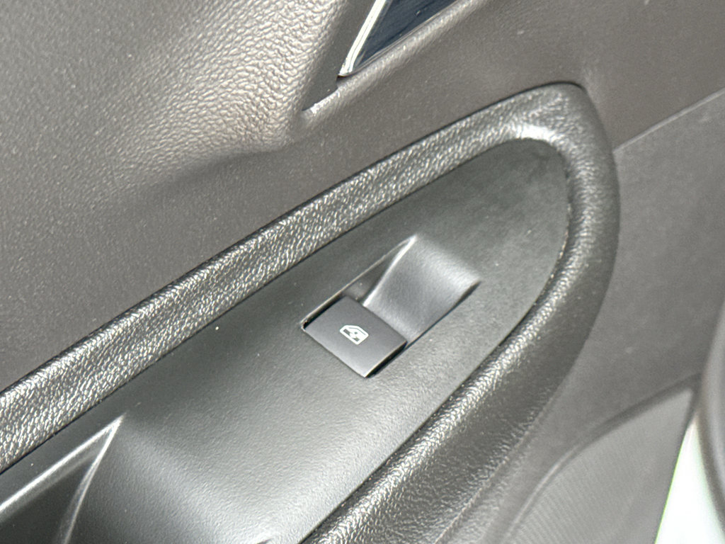 Used 2019 Chevrolet Trax LT w/ LT Convenience Package image 30