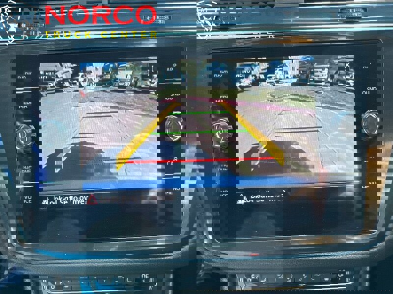 Used 2018 Volkswagen Tiguan SE image 23