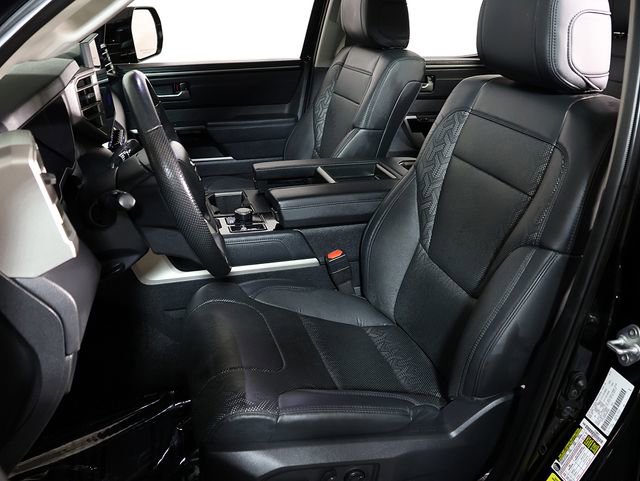 Used 2023 Toyota Tundra Limited AWD/4WD image 4
