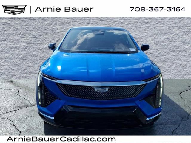New 2026 Cadillac Optiq Luxury 2 RWD image 11