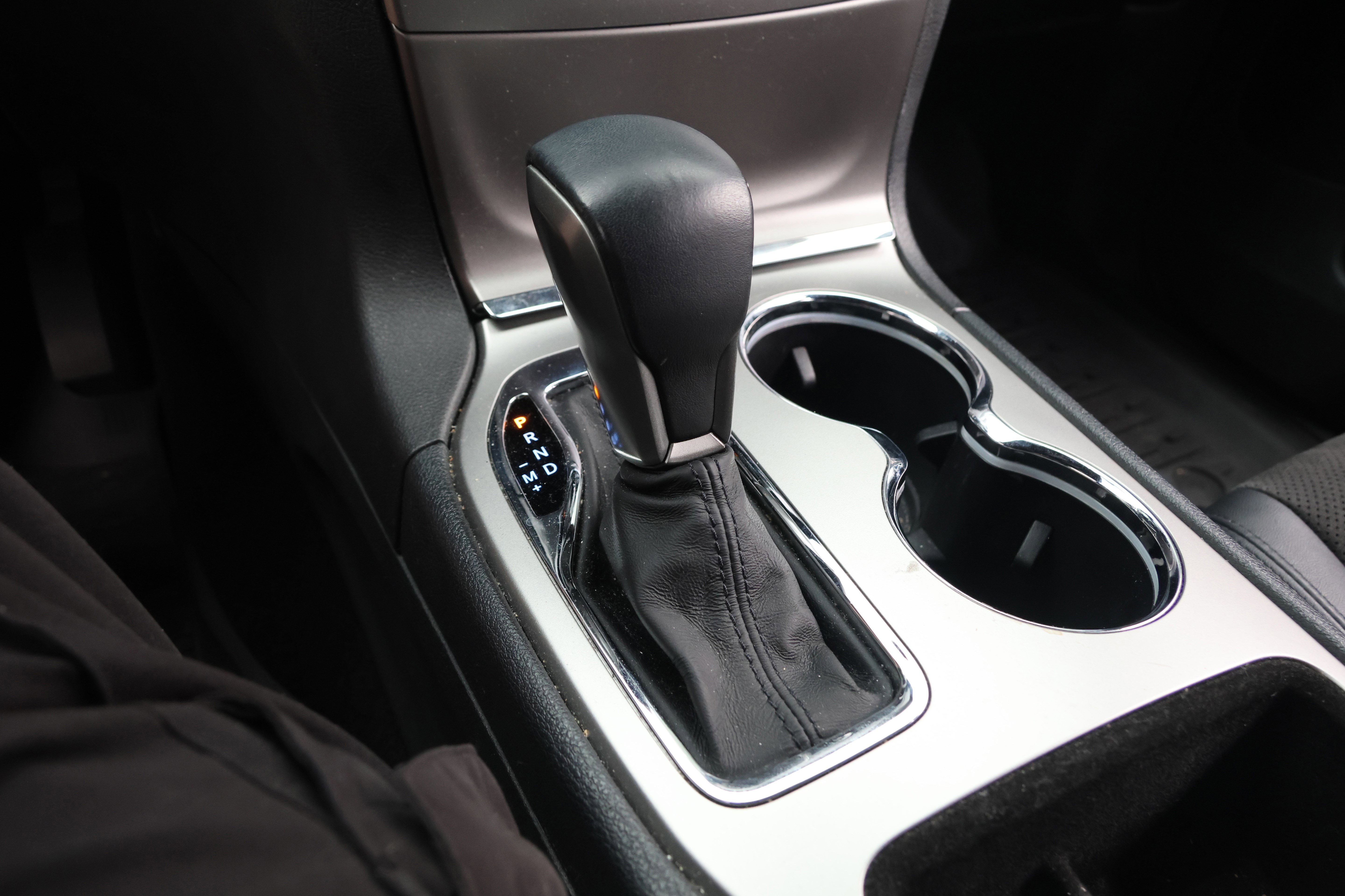 Used 2018 Jeep Grand Cherokee Altitude RWD image 27