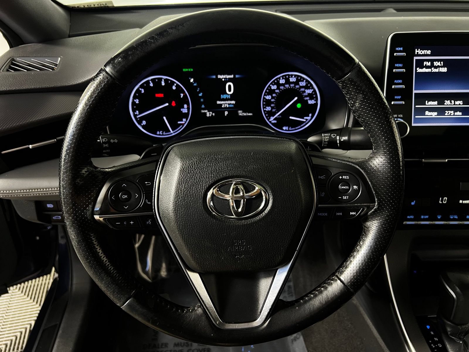 Used 2019 Toyota Avalon XSE FWD image 17