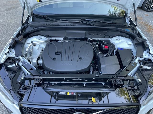 Certified 2026 Volvo XC60 B5 Plus w/ Climate Package AWD/4WD image 24
