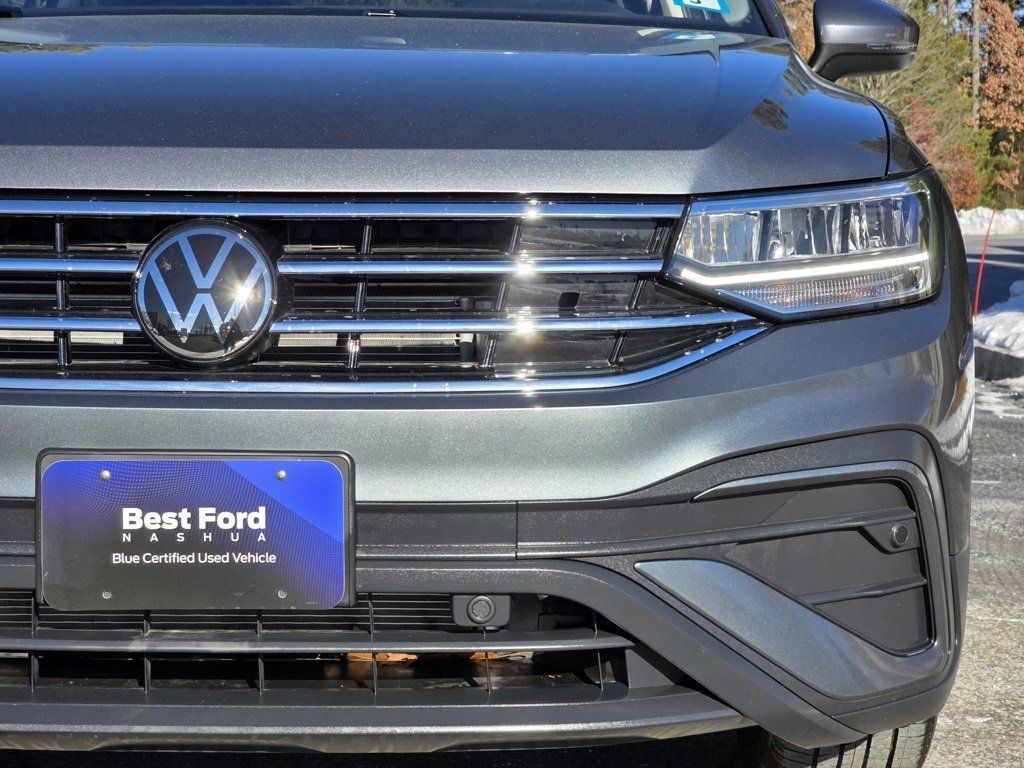 Used 2024 Volkswagen Tiguan SE image 3