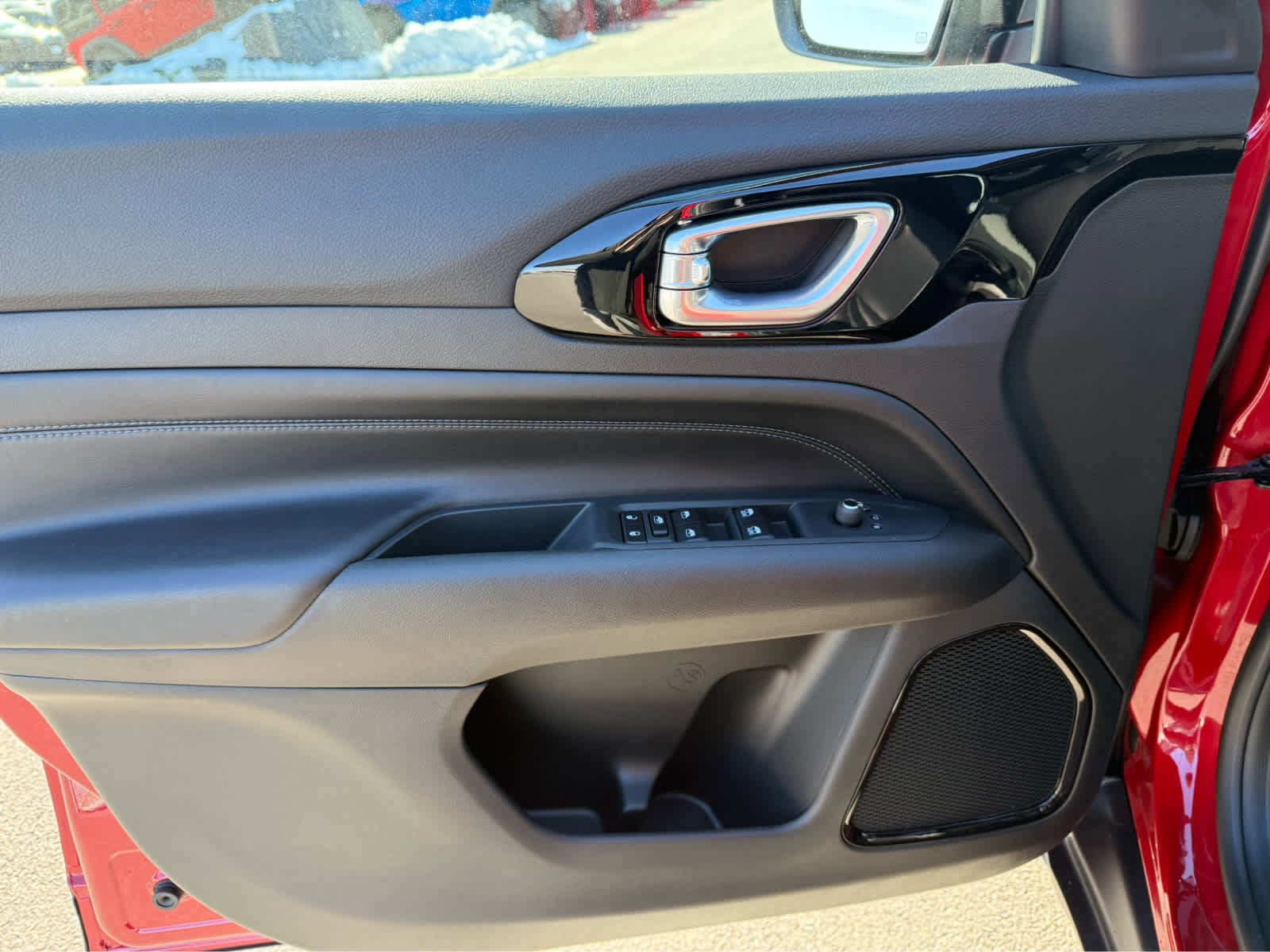 Used 2026 Jeep Compass Limited image 11