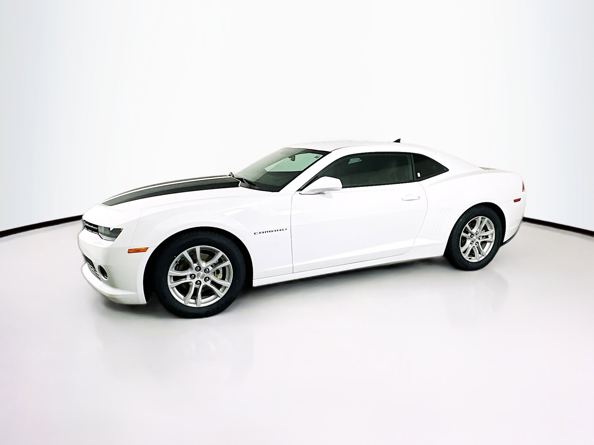 Used 2015 Chevrolet Camaro LS image 4