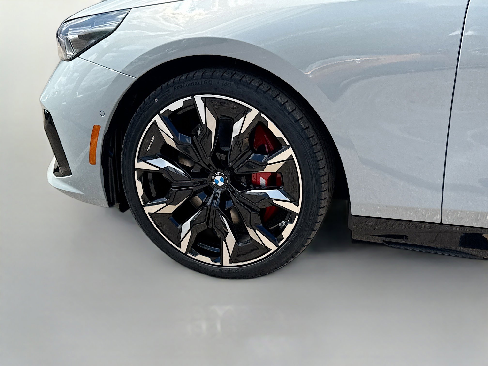 New 2026 BMW 540i xDrive w/ Executive Package image 42