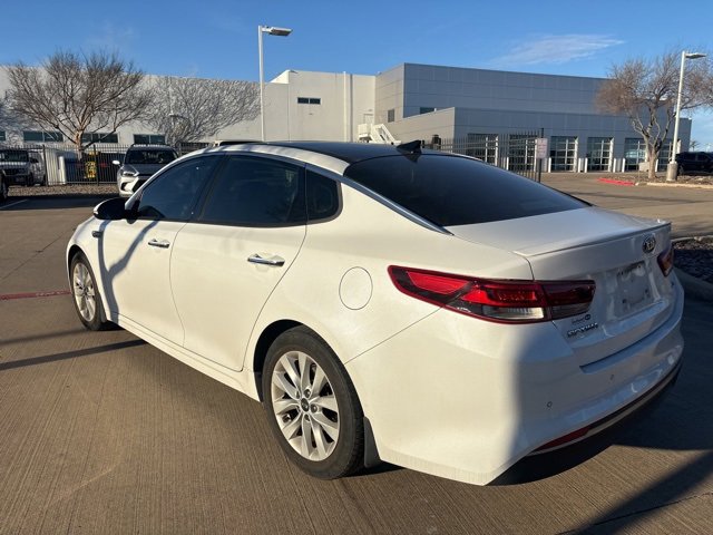 Used 2018 Kia Optima S w/ Panoramic Sunroof Package image 7