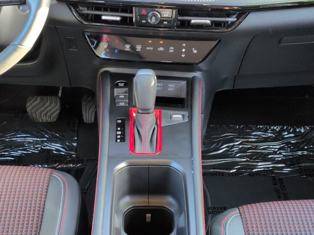 Used 2026 Nissan Kicks SR w/ SR Premium Package FWD image 18