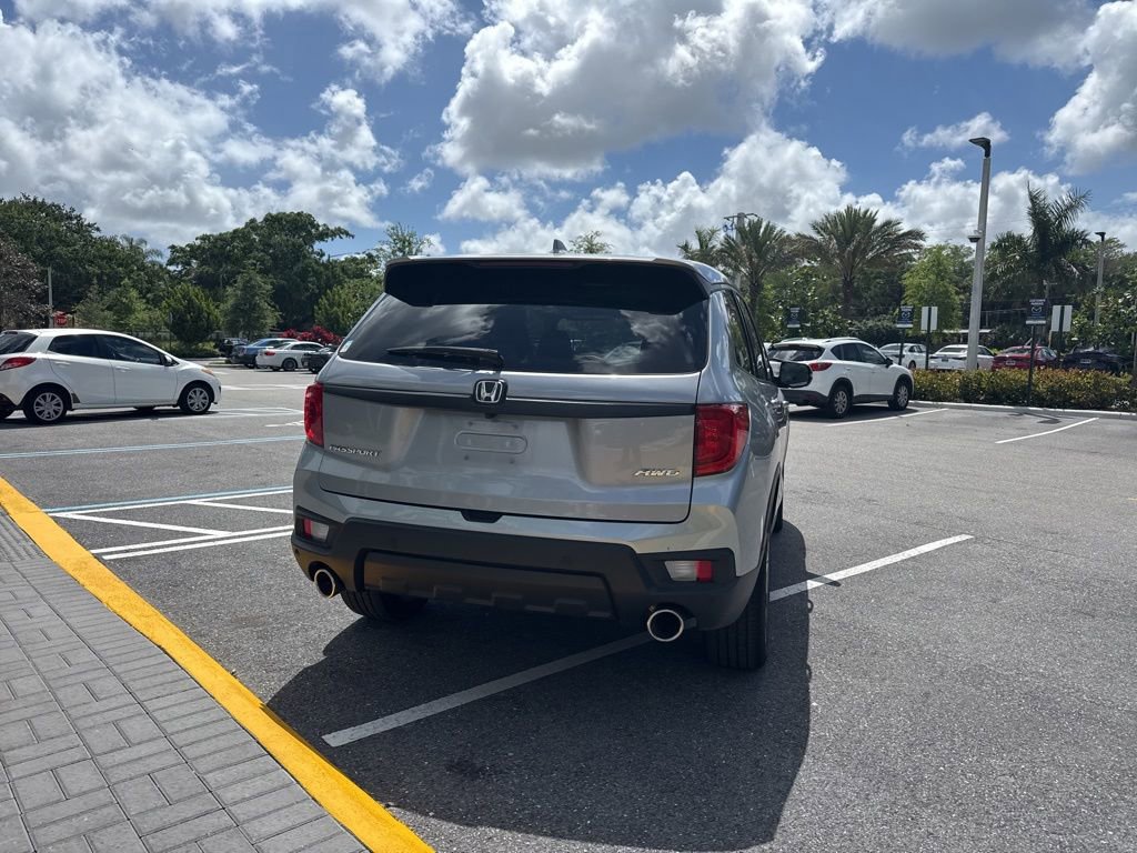 Used 2023 Honda Passport EX-L image 6