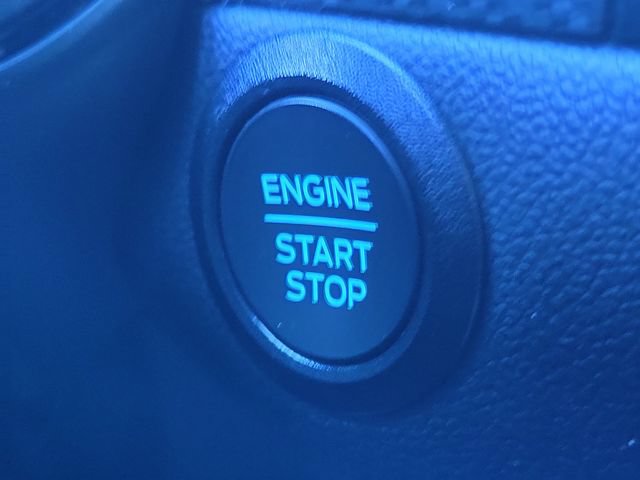 Certified 2024 Ford Escape ST-Line AWD/4WD image 12
