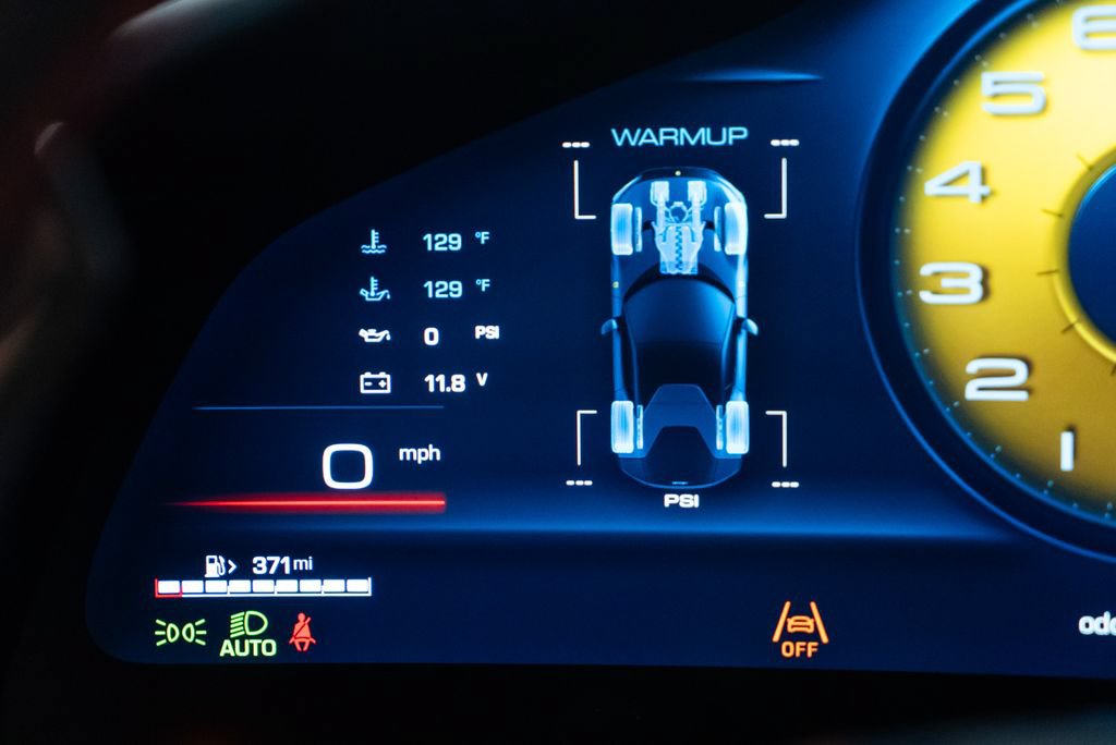 Certified 2025 Ferrari 12Cilindri RWD image 31