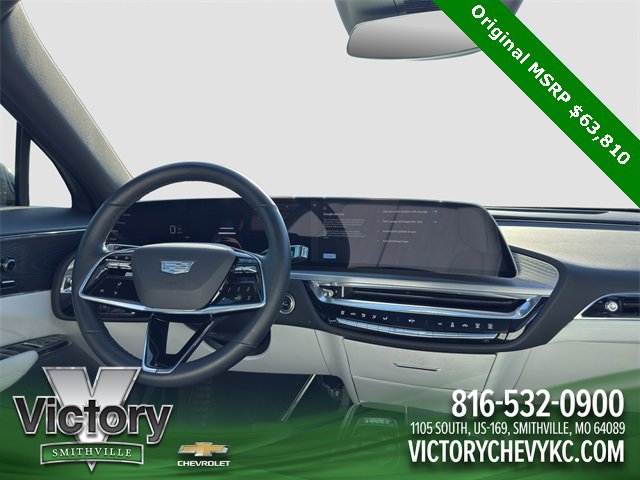 Used 2024 Cadillac Lyriq Sport image 14