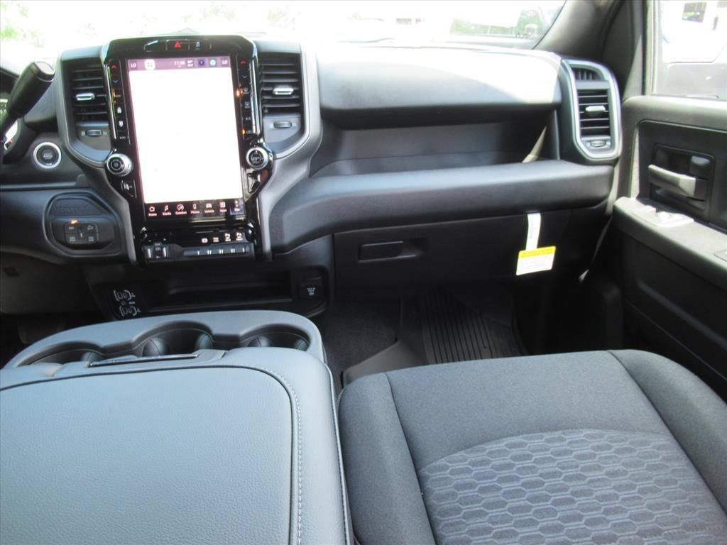 New 2026 RAM 2500 Warlock AWD/4WD image 14