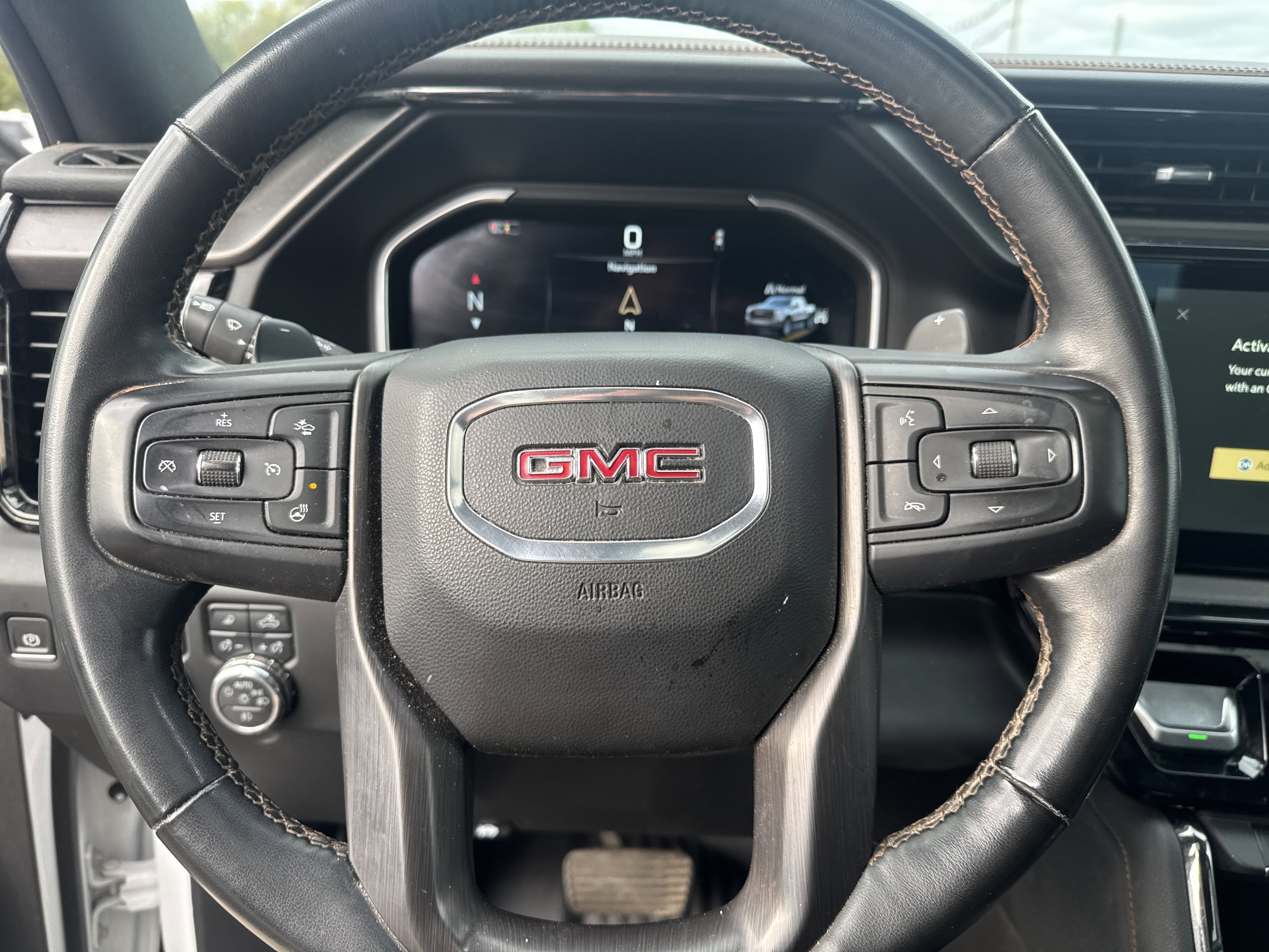 Used 2024 GMC Sierra 1500 AT4 w/ AT4 Preferred Package image 17