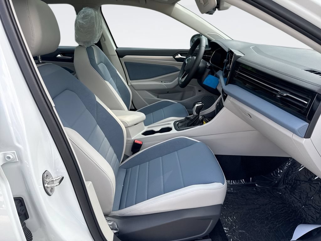New 2026 Volkswagen Jetta SE FWD image 26