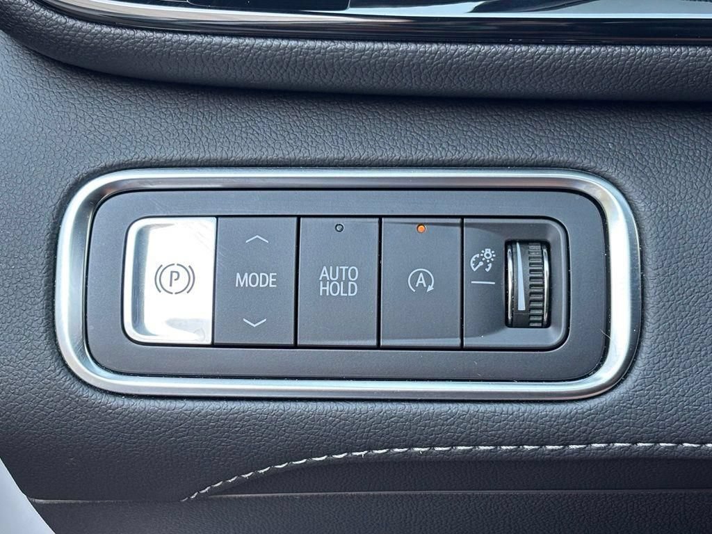 Used 2026 Buick Enclave Sport Touring FWD image 10