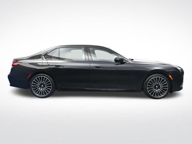 New 2026 BMW 740i w/ Executive Package RWD image 3