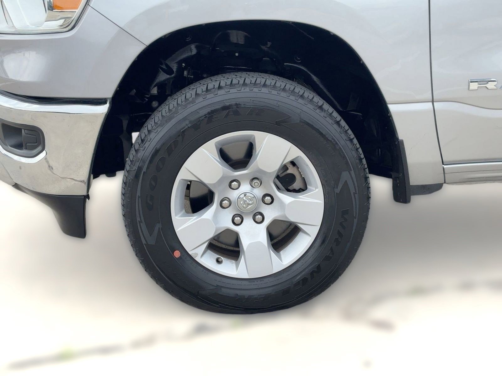 Used 2024 RAM 1500 Lone Star image 12