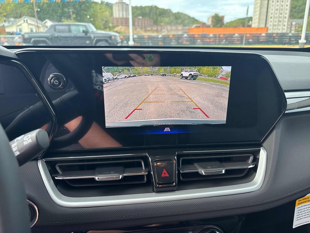 New 2026 Chevrolet TrailBlazer LT w/ Convenience Package image 25