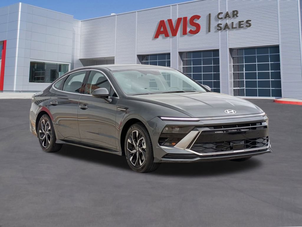 Used 2025 Hyundai Sonata SEL image 3