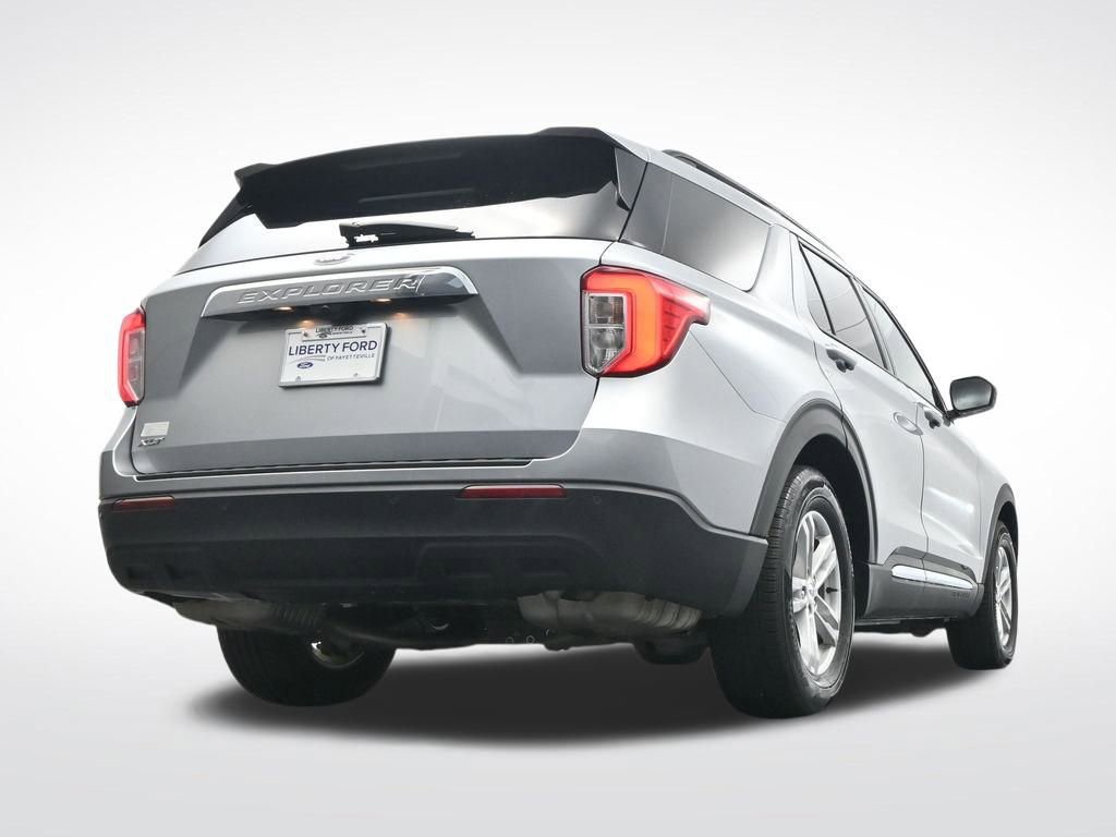 Used 2024 Ford Explorer XLT image 37