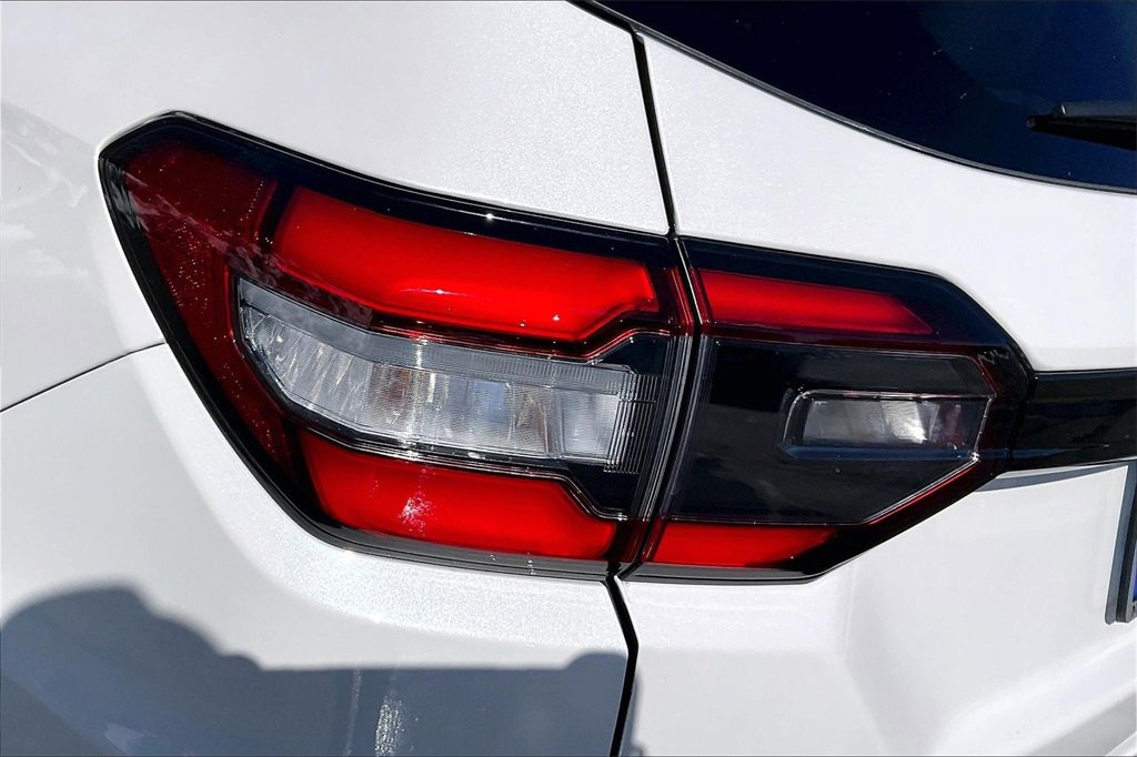 Used 2024 Honda Pilot Elite image 23