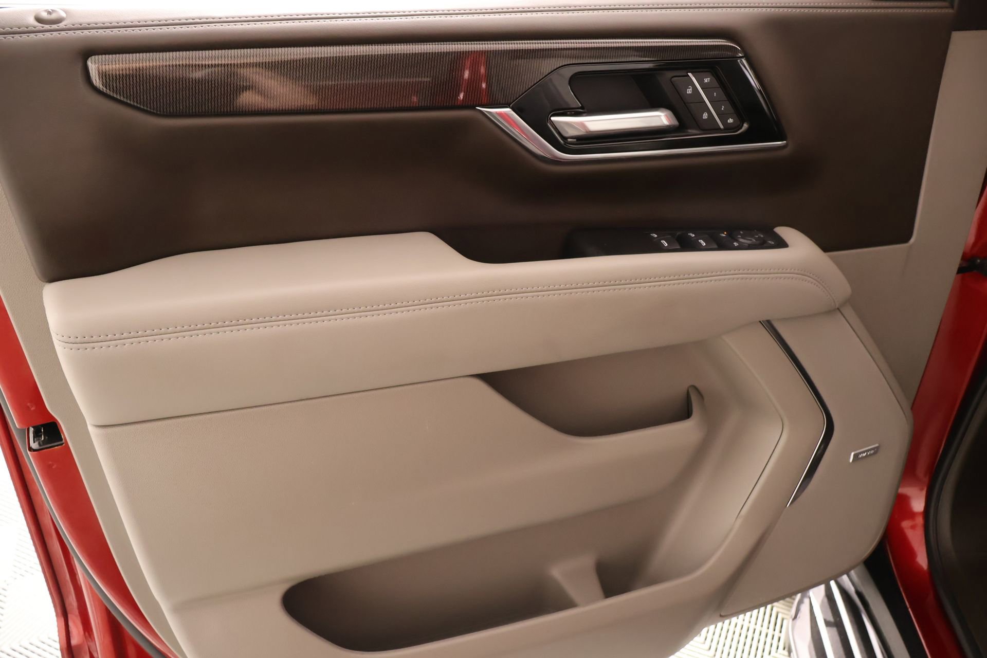 Used 2025 GMC Yukon Elevation w/ Elevation Premium Package image 20