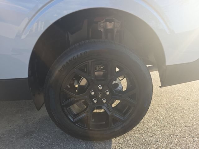New 2026 Ford Maverick XLT w/ XLT Luxury Package AWD/4WD image 32