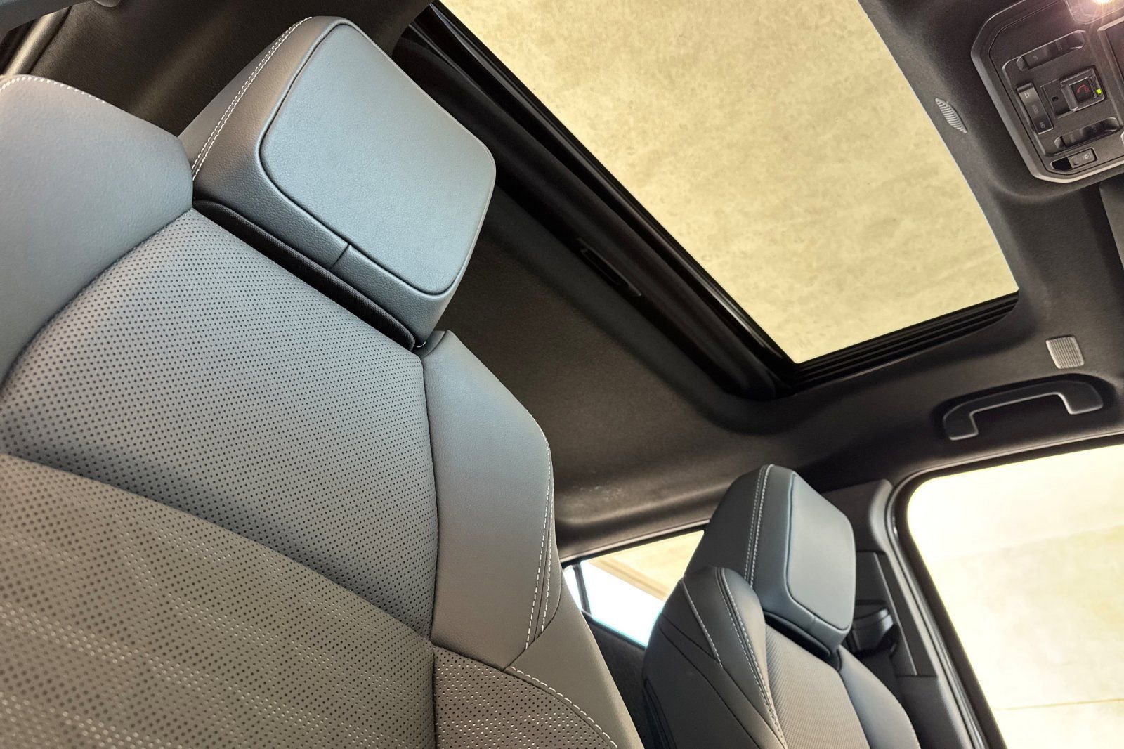 New 2026 Toyota 4Runner Limited AWD/4WD image 17