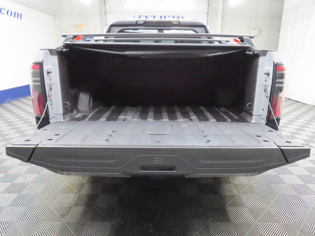 Used 2025 GMC Sierra EV Denali image 43