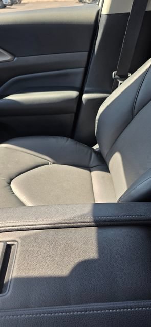Used 2025 Toyota Grand Highlander AWD image 29