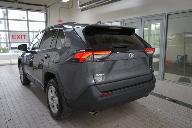 Used 2020 Toyota RAV4 XLE w/ Convenience Package AWD/4WD image 11