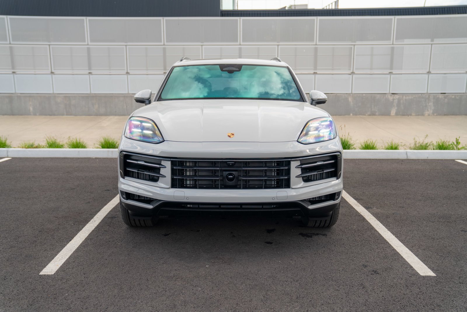 New 2026 Porsche Cayenne E-Hybrid AWD/4WD image 6