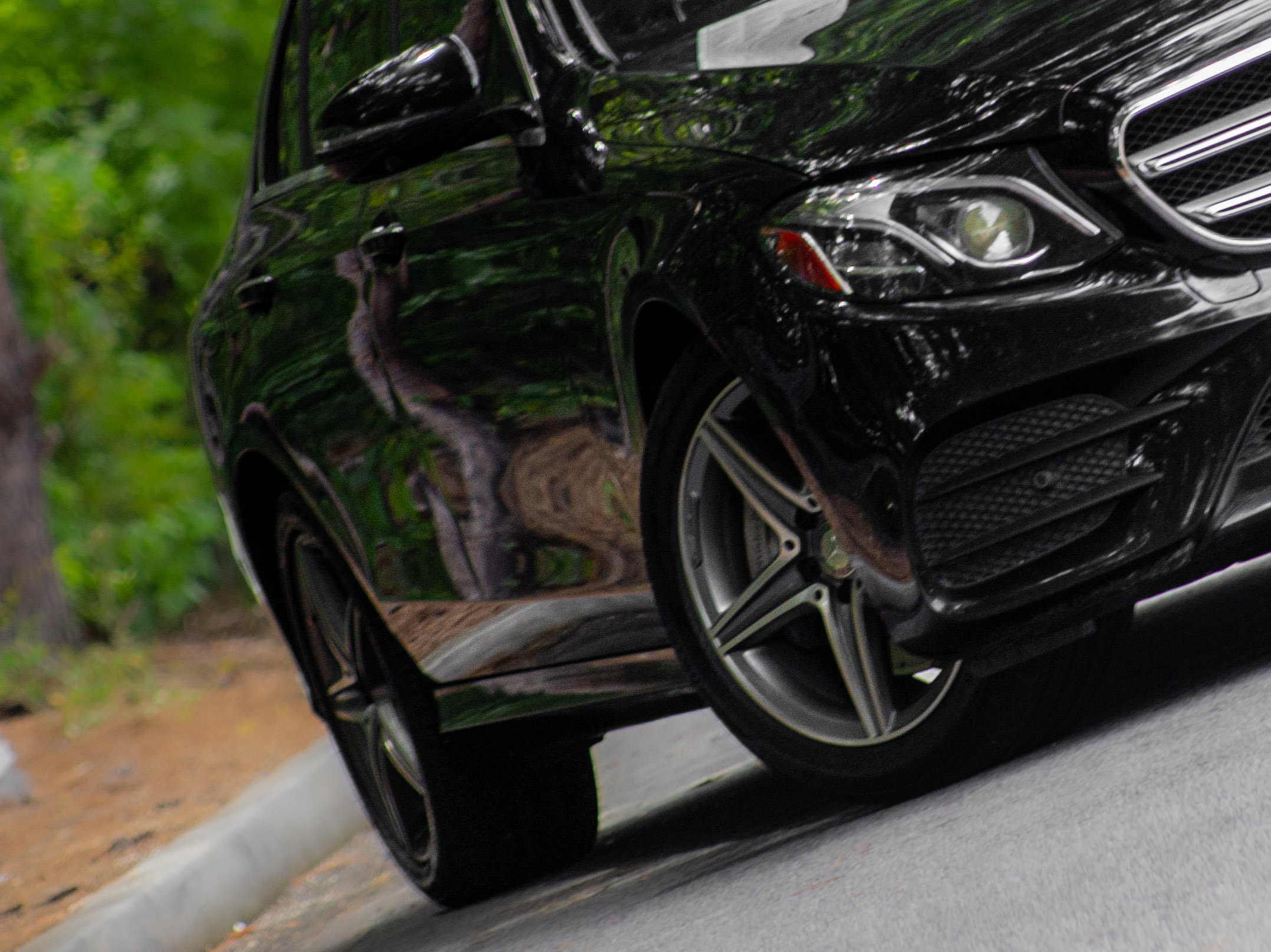 Used 2017 Mercedes-Benz E 300 4MATIC image 29