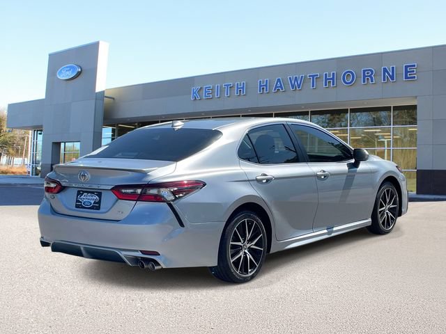 Used 2024 Toyota Camry SE w/ Convenience Package FWD image 6
