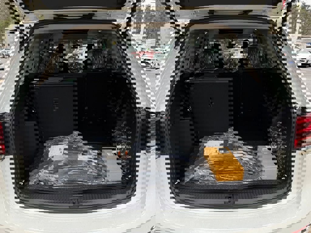 New 2026 Volkswagen Atlas SEL Premium R-Line image 15