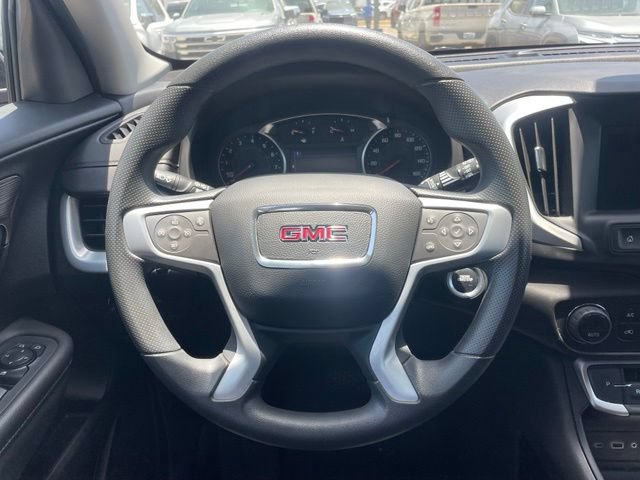 Used 2024 GMC Terrain SLE w/ Driver Convenience Package FWD image 16