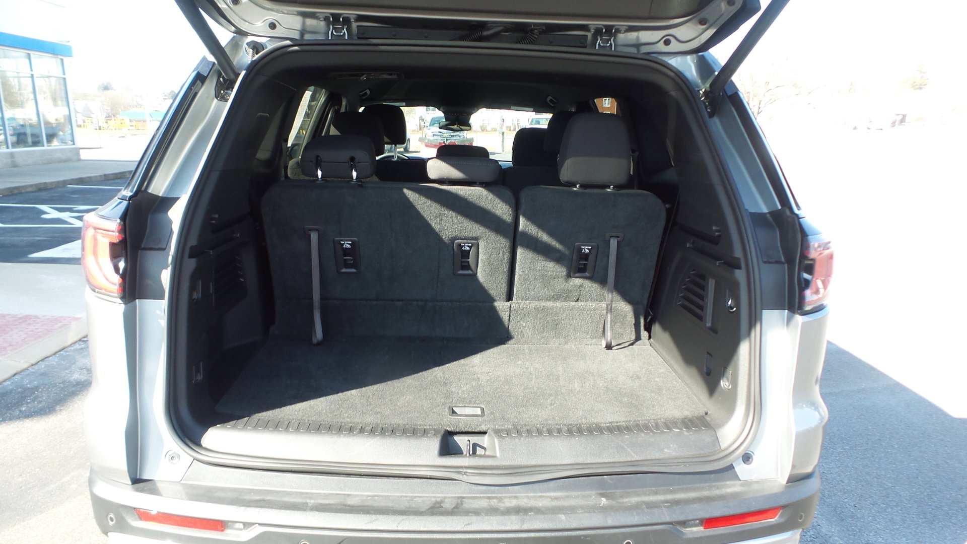 Used 2025 GMC Acadia Elevation AWD/4WD image 6