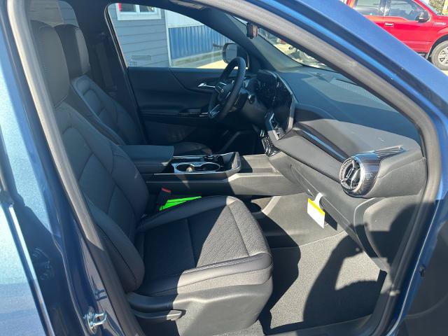 New 2027 Chevrolet Equinox LT w/ Convenience Package II AWD/4WD image 13