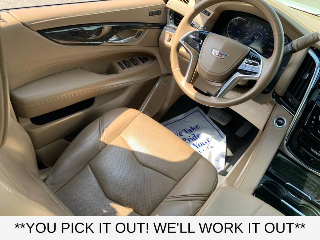 Used 2019 Cadillac Escalade ESV Platinum AWD/4WD image 27